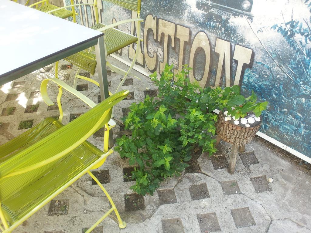 Old House Hostel Burgas Luaran gambar